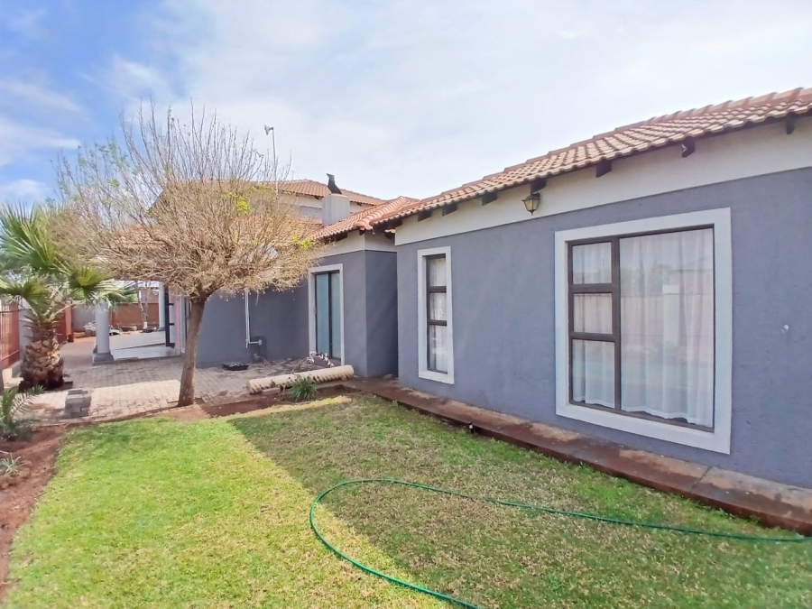3 Bedroom Property for Sale in Mothibistad Northern Cape